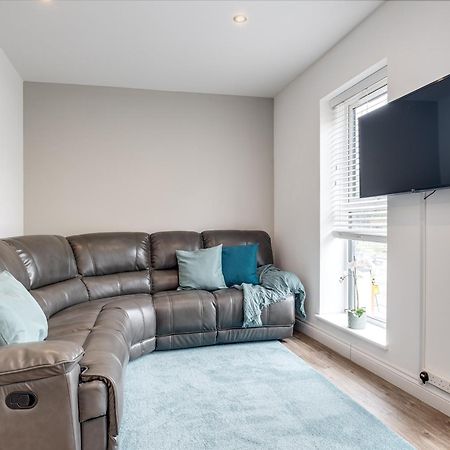 Pluxa Blue Sapphire Luxury Stay Free Parking Free Wifi - Walk Everywhere, Travel, Biz, Leisure Birmingham Exterior photo