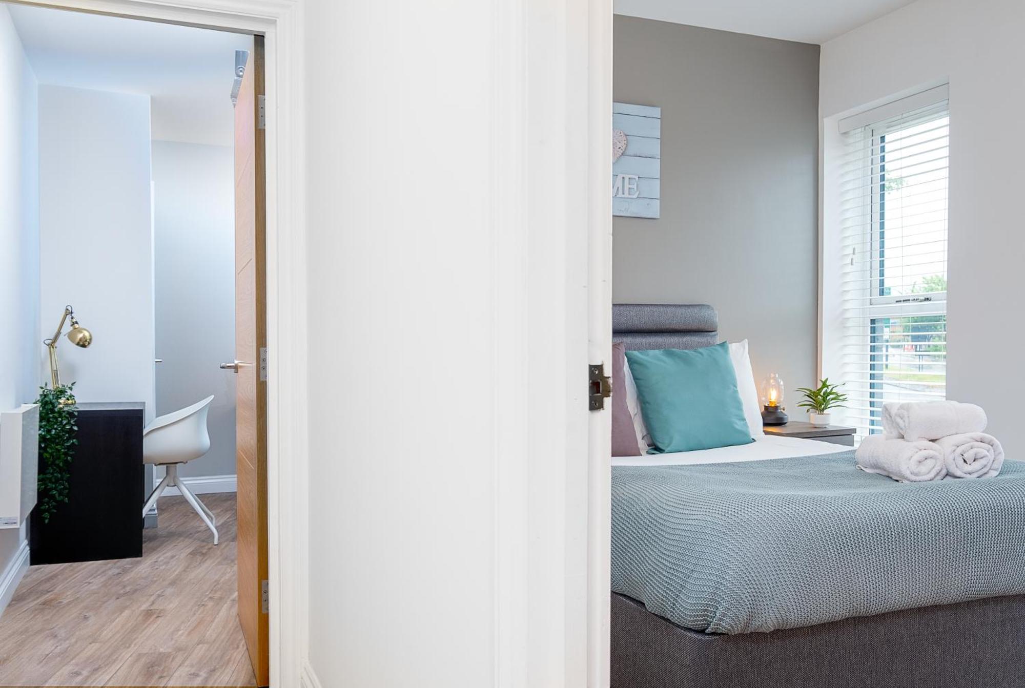 Pluxa Blue Sapphire Luxury Stay Free Parking Free Wifi - Walk Everywhere, Travel, Biz, Leisure Birmingham Exterior photo